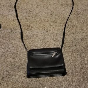 Gorgous black liz cliaborne purse